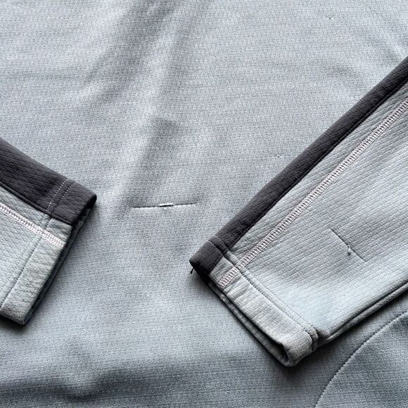 Under Armour Catalyst Large Logo 2/4 Zip Pullover Sz. L - Picture 3 of 11